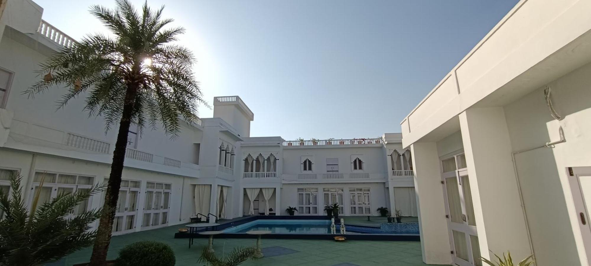 Savista Retreat Hotel Jaipur Exterior foto